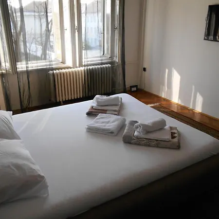 Dunavski Park Apartment *